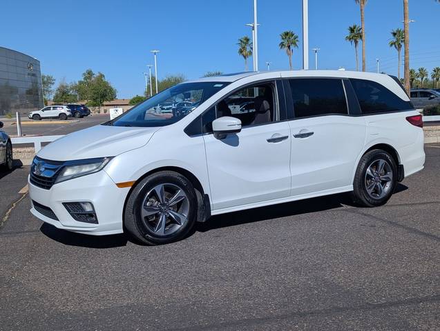 2020 Honda Odyssey Touring FWD photo