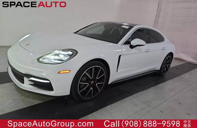 2020 Porsche Panamera 4S AWD photo