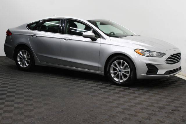 2019 Ford Fusion SE FWD photo