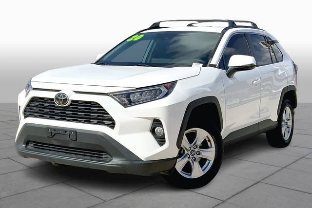 2020 Toyota RAV4 XLE AWD photo