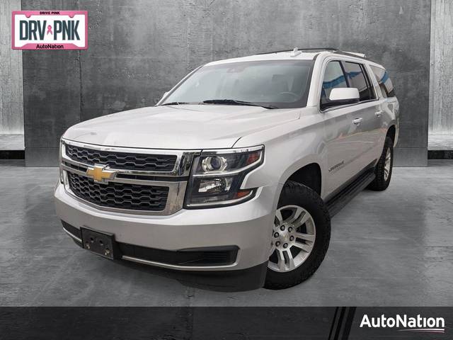 2019 Chevrolet Suburban LT 4WD photo