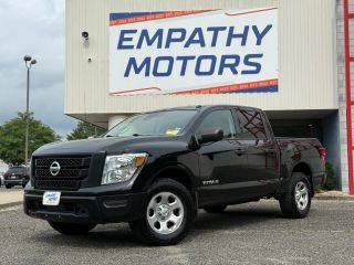 2020 Nissan Titan S 4WD photo