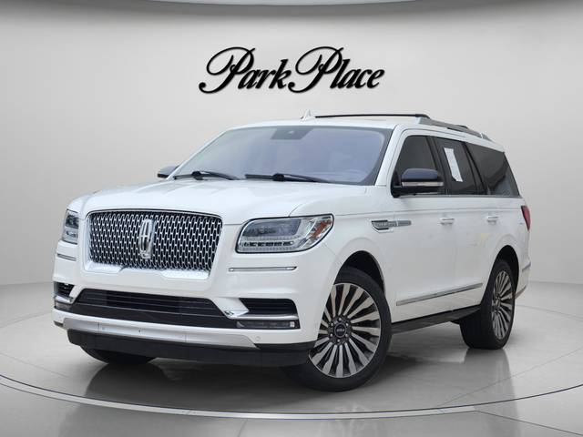 2020 Lincoln Navigator Reserve RWD photo