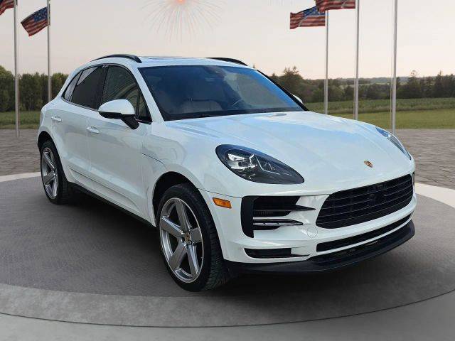 2020 Porsche Macan S AWD photo