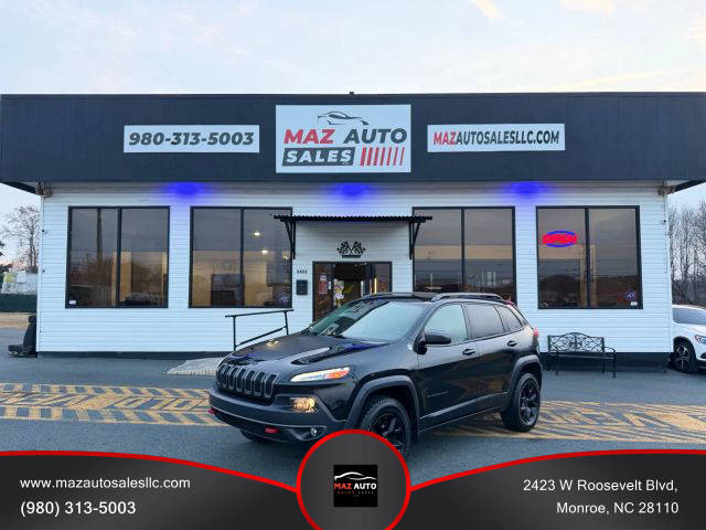 2015 Jeep Cherokee Trailhawk 4WD photo