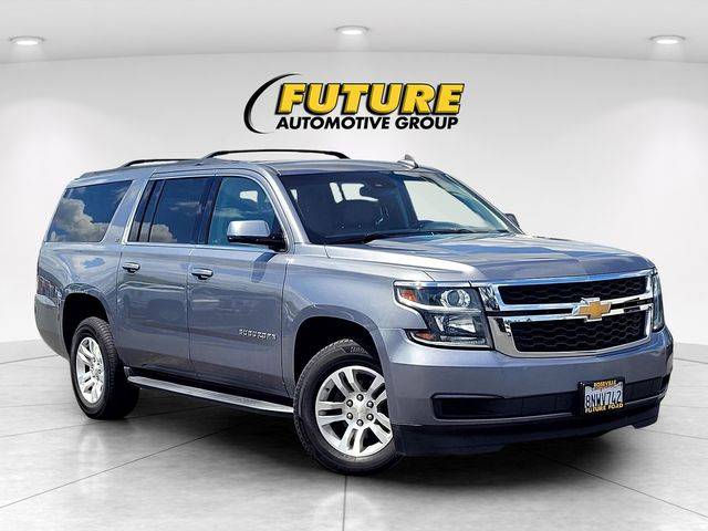 2019 Chevrolet Suburban LT 4WD photo