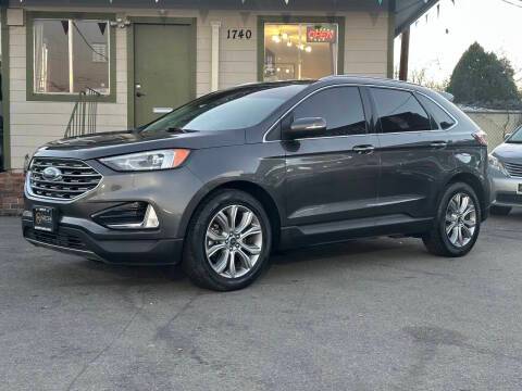 2019 Ford Edge Titanium AWD photo