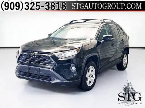 2019 Toyota RAV4 XLE AWD photo