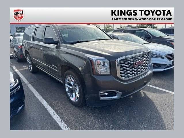 2020 GMC Yukon XL Denali 4WD photo