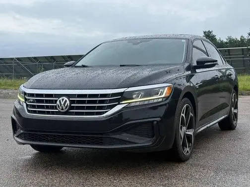 2020 Volkswagen Passat 2.0T R-Line FWD photo