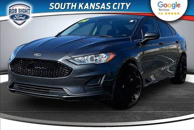 2020 Ford Fusion SE FWD photo