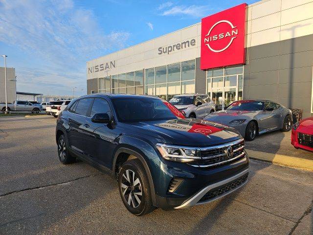 2020 Volkswagen Atlas Cross Sport 2.0T SE AWD photo