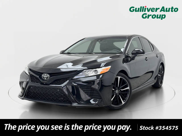 2020 Toyota Camry XSE FWD photo