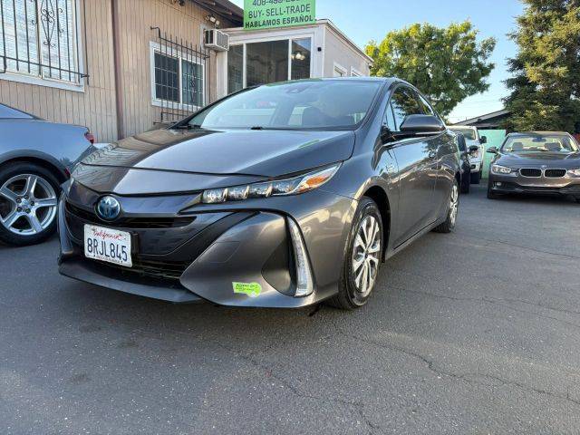 2020 Toyota Prius Prime XLE FWD photo