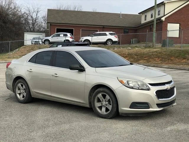 2015 Chevrolet Malibu LS FWD photo