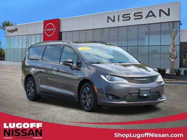 2020 Chrysler Pacifica Minivan Hybrid Limited FWD photo