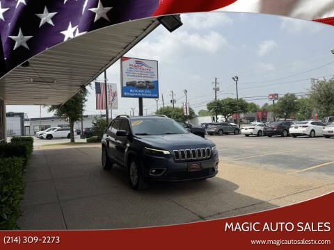 2020 Jeep Cherokee Latitude FWD photo