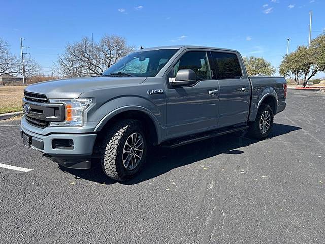 2020 Ford F-150 XLT 4WD photo