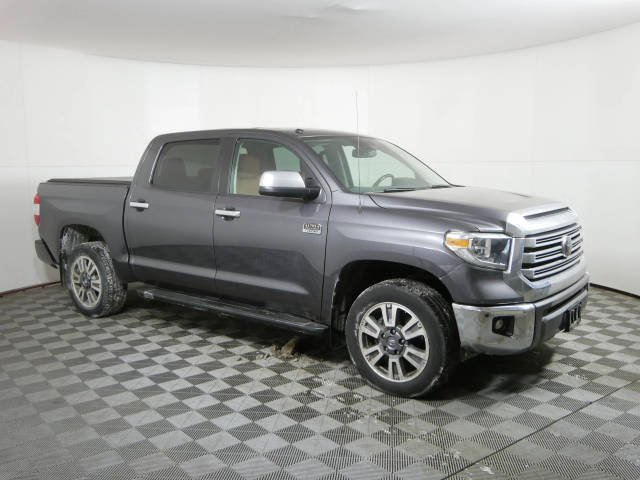 2019 Toyota Tundra SR5 4WD photo
