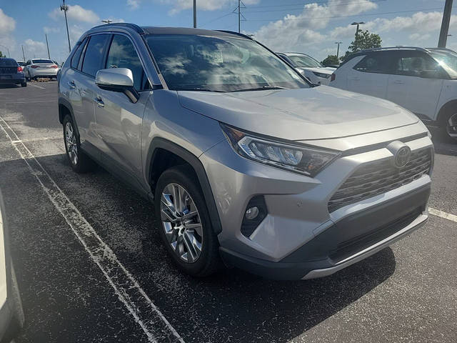 2020 Toyota RAV4 Limited FWD photo