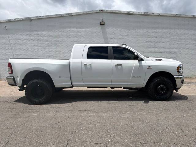 2019 Ram 3500 Big Horn 4WD photo