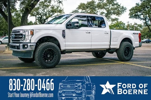 2020 Ford F-250 Super Duty LARIAT 4WD photo