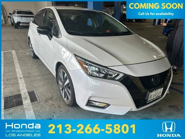 2020 Nissan Versa SR FWD photo