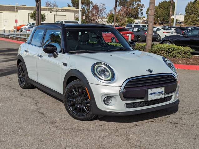 2020 MINI Hardtop 4 Door Cooper FWD photo