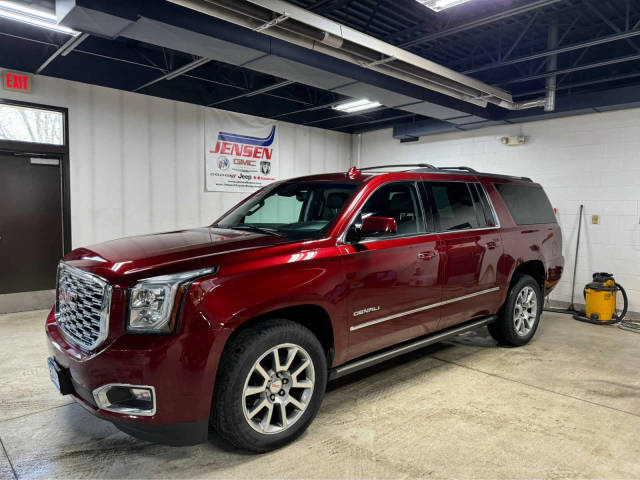 2020 GMC Yukon XL Denali 4WD photo