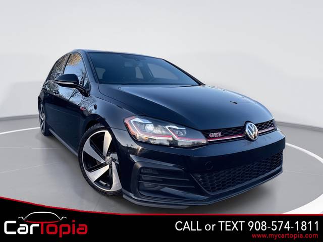 2020 Volkswagen Golf GTI SE FWD photo