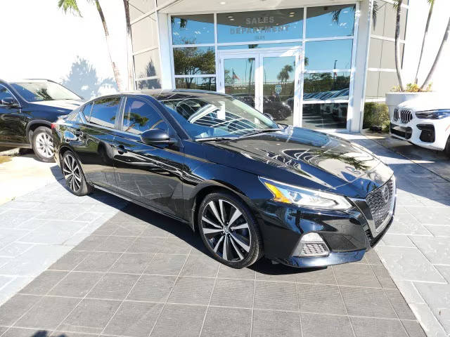 2020 Nissan Altima 2.5 SR FWD photo