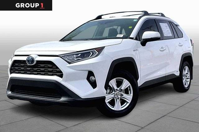 2020 Toyota RAV4 Hybrid XLE AWD photo