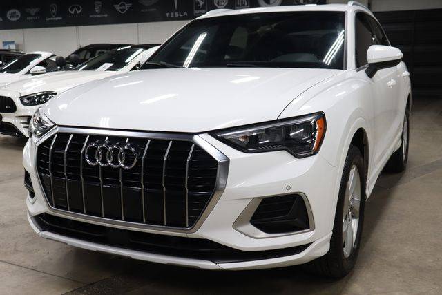 2020 Audi Q3 Premium AWD photo