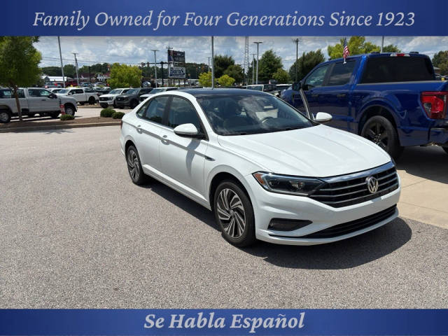 2020 Volkswagen Jetta SEL Premium FWD photo