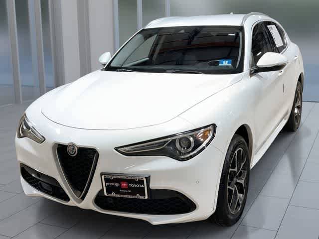 2020 Alfa Romeo Stelvio Ti AWD photo