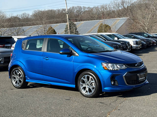 2020 Chevrolet Sonic LT FWD photo