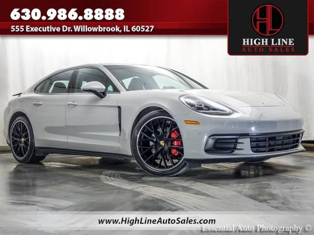 2020 Porsche Panamera 4 AWD photo