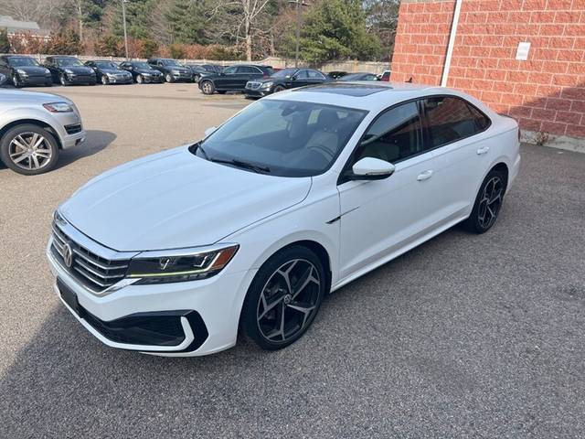 2020 Volkswagen Passat 2.0T R-Line FWD photo