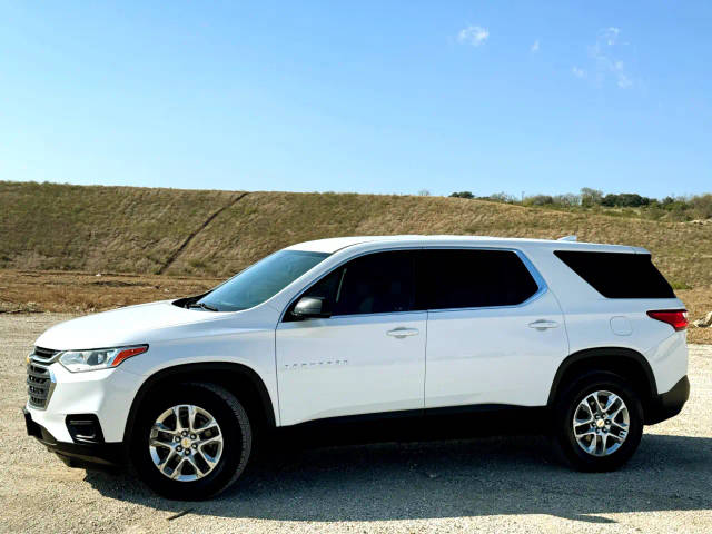 2020 Chevrolet Traverse LS FWD photo