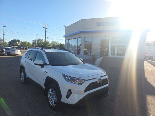 2020 Toyota RAV4 Hybrid XLE AWD photo