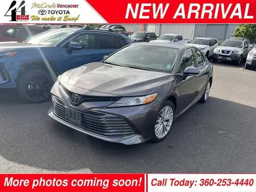 2020 Toyota Camry XLE FWD photo