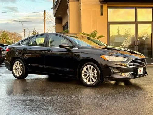 2020 Ford Fusion SE FWD photo