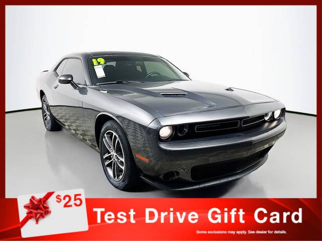 2019 Dodge Challenger SXT AWD photo
