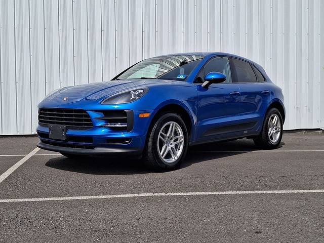 2020 Porsche Macan AWD photo