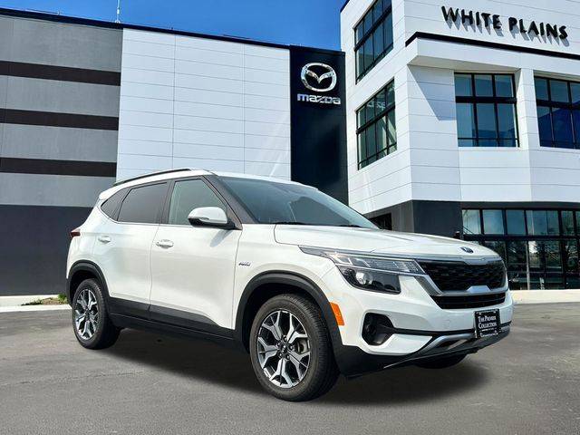 2021 Kia Seltos EX AWD photo