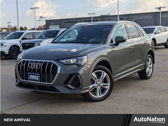 2020 Audi Q3 S line Premium AWD photo