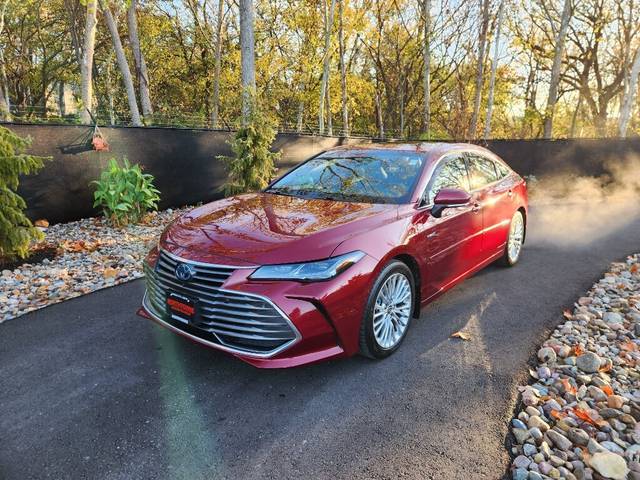 2020 Toyota Avalon Hybrid Limited FWD photo