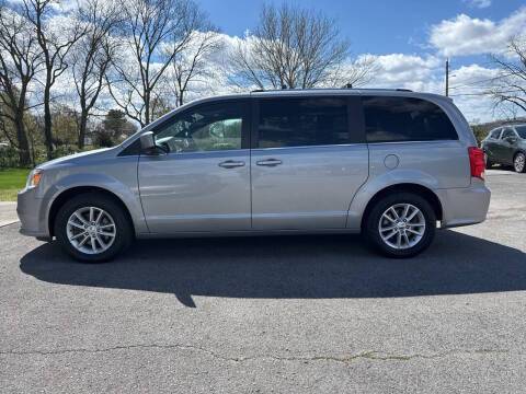 2019 Dodge Grand Caravan SXT FWD photo