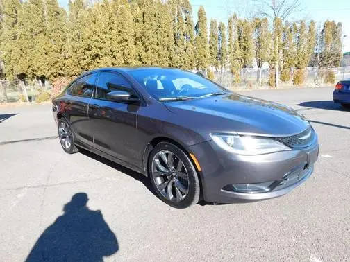 2015 Chrysler 200 S FWD photo