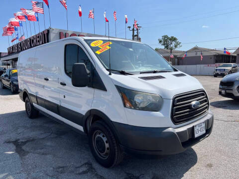 2015 Ford Transit Van  RWD photo